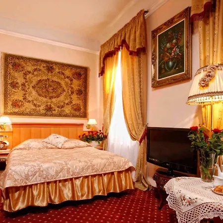 ホテル ヨーロペジスキ 3*